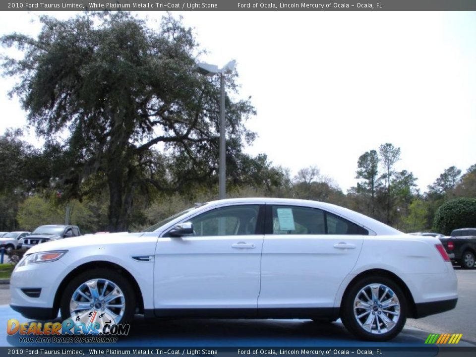 2010 Ford Taurus Limited White Platinum Metallic Tri-Coat / Light Stone Photo #2
