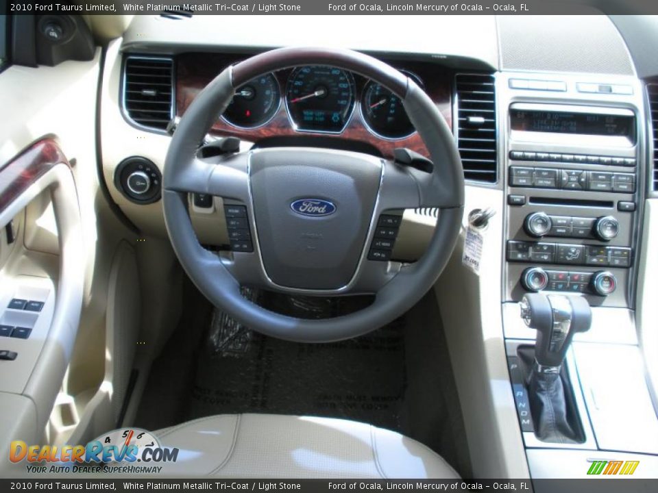2010 Ford Taurus Limited White Platinum Metallic Tri-Coat / Light Stone Photo #7