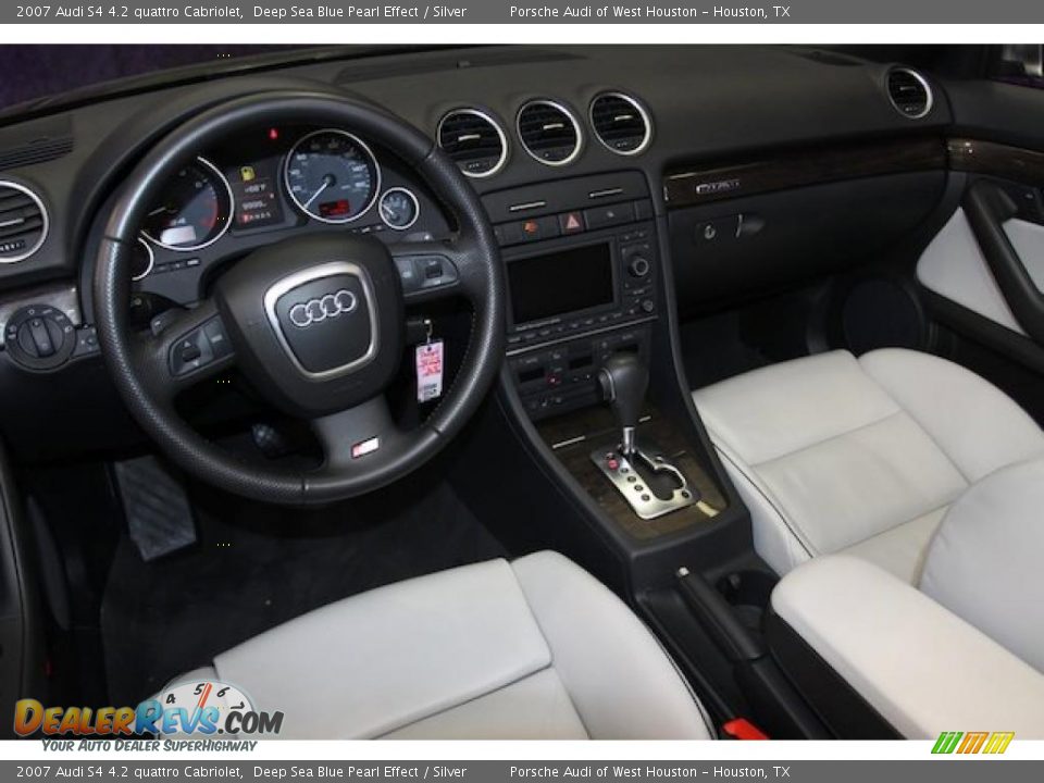 2007 Audi S4 4.2 quattro Cabriolet Deep Sea Blue Pearl Effect / Silver Photo #5