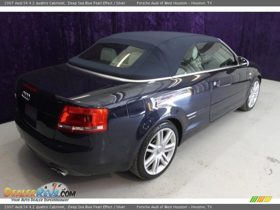 2007 Audi S4 4.2 quattro Cabriolet Deep Sea Blue Pearl Effect / Silver Photo #34