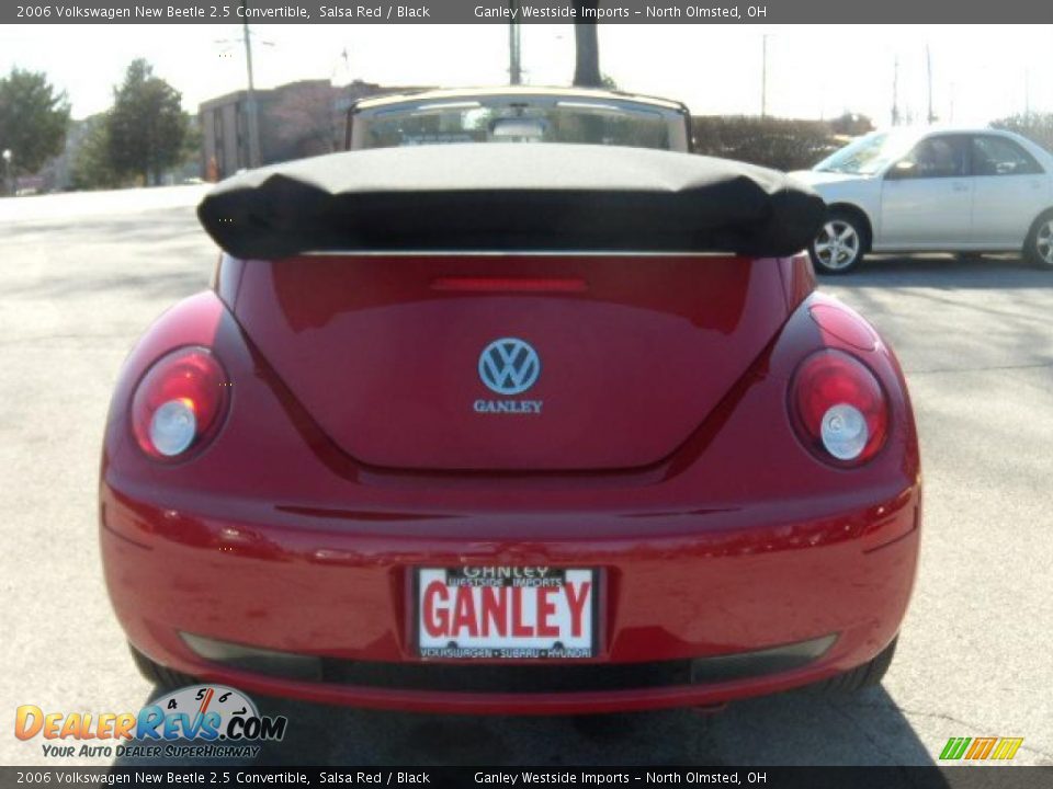 2006 Volkswagen New Beetle 2.5 Convertible Salsa Red / Black Photo #11