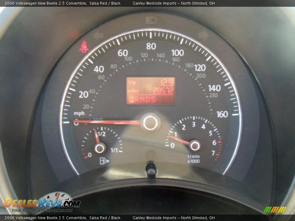 2006 Volkswagen New Beetle 2.5 Convertible Salsa Red / Black Photo #20