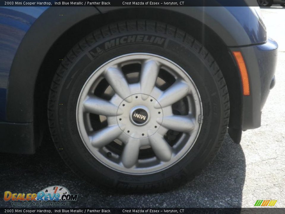 2003 Mini Cooper Hardtop Indi Blue Metallic / Panther Black Photo #17