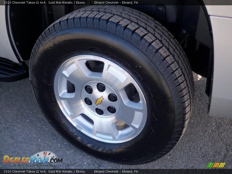 2010 Chevrolet Tahoe LS 4x4 Gold Mist Metallic / Ebony Photo #10