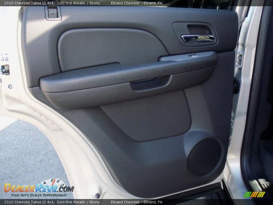 2010 Chevrolet Tahoe LS 4x4 Gold Mist Metallic / Ebony Photo #16
