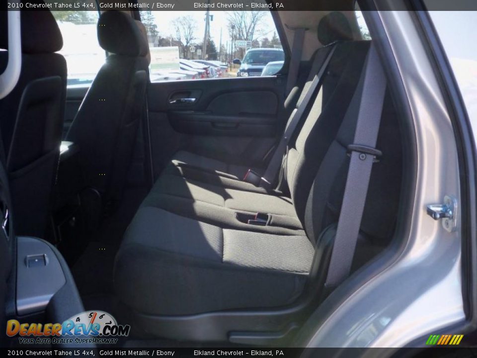 2010 Chevrolet Tahoe LS 4x4 Gold Mist Metallic / Ebony Photo #17