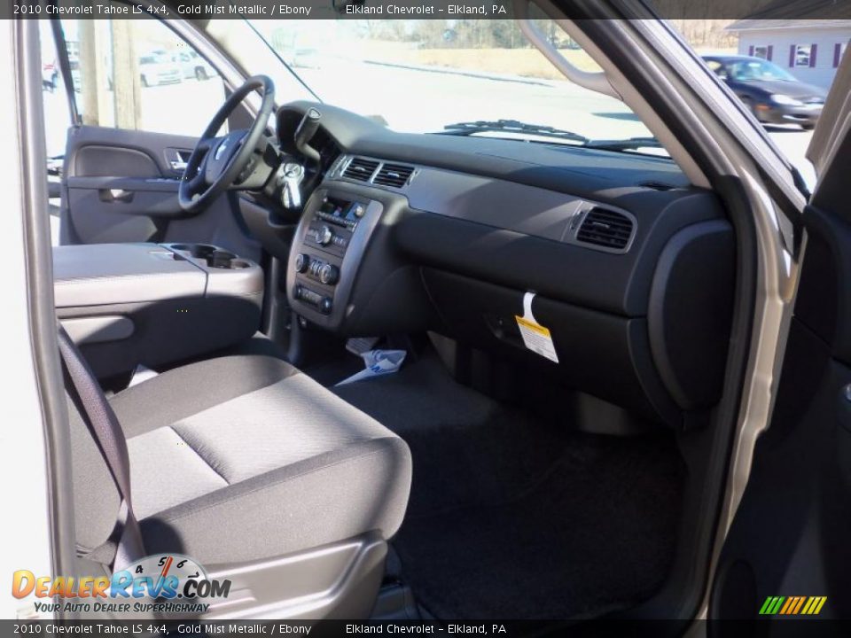 2010 Chevrolet Tahoe LS 4x4 Gold Mist Metallic / Ebony Photo #25
