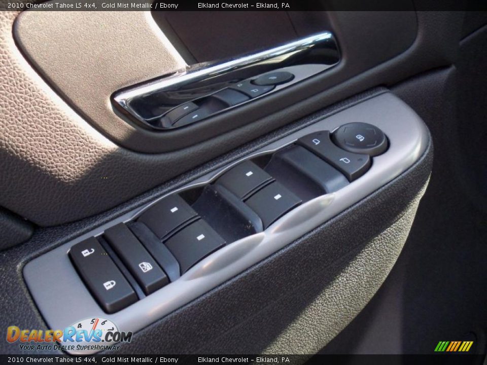 2010 Chevrolet Tahoe LS 4x4 Gold Mist Metallic / Ebony Photo #29