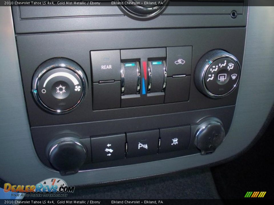 2010 Chevrolet Tahoe LS 4x4 Gold Mist Metallic / Ebony Photo #33