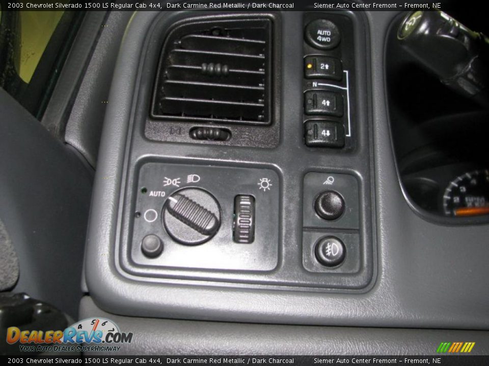 2003 Chevrolet Silverado 1500 LS Regular Cab 4x4 Dark Carmine Red Metallic / Dark Charcoal Photo #12