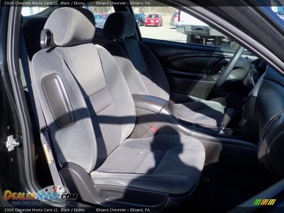 2006 Chevrolet Monte Carlo LS Black / Ebony Photo #13