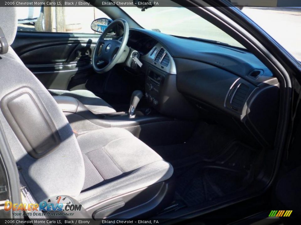 2006 Chevrolet Monte Carlo LS Black / Ebony Photo #14