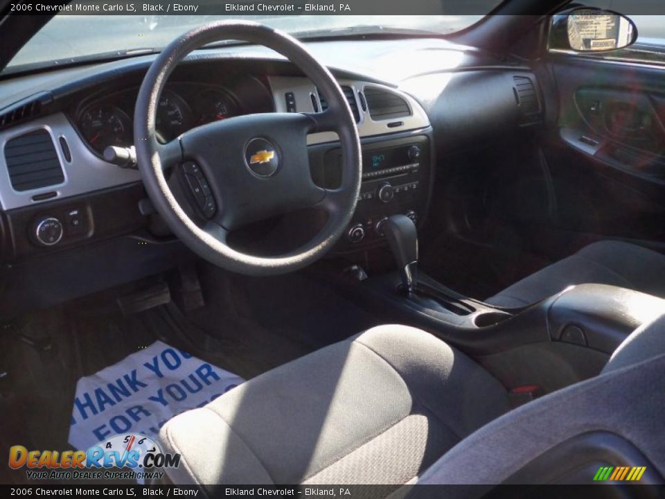 2006 Chevrolet Monte Carlo LS Black / Ebony Photo #17