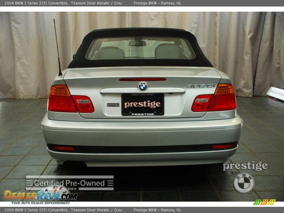 2004 BMW 3 Series 325i Convertible Titanium Silver Metallic / Grey Photo #3
