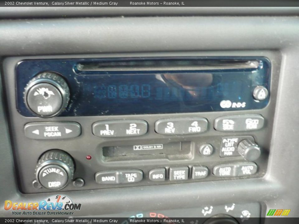 2002 Chevrolet Venture Galaxy Silver Metallic / Medium Gray Photo #10