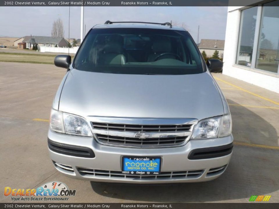 2002 Chevrolet Venture Galaxy Silver Metallic / Medium Gray Photo #17