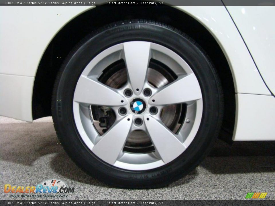 2007 BMW 5 Series 525xi Sedan Alpine White / Beige Photo #5