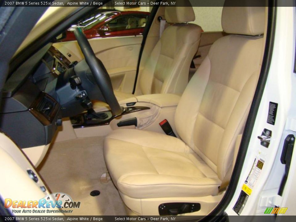 2007 BMW 5 Series 525xi Sedan Alpine White / Beige Photo #7