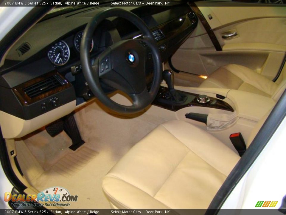 2007 BMW 5 Series 525xi Sedan Alpine White / Beige Photo #8