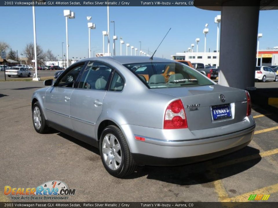 2003 Volkswagen Passat GLX 4Motion Sedan Reflex Silver Metallic / Grey Photo #4