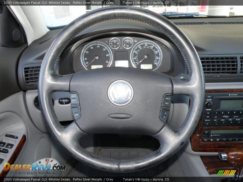 2003 Volkswagen Passat GLX 4Motion Sedan Reflex Silver Metallic / Grey Photo #10
