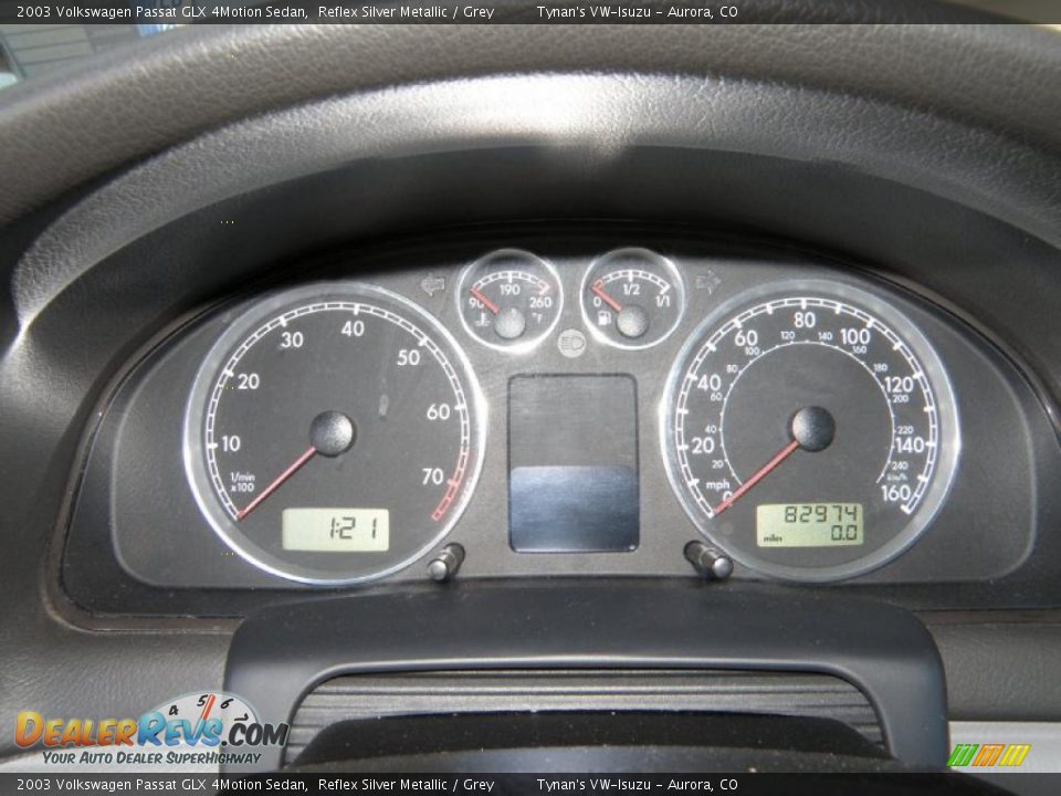 2003 Volkswagen Passat GLX 4Motion Sedan Reflex Silver Metallic / Grey Photo #20