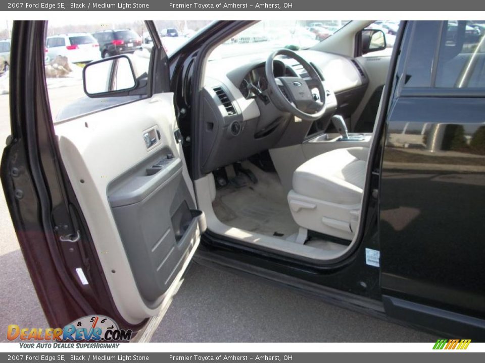 2007 Ford Edge SE Black / Medium Light Stone Photo #9