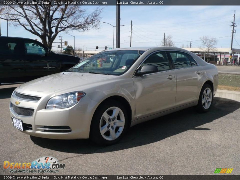 2009 Chevrolet Malibu LS Sedan Gold Mist Metallic / Cocoa/Cashmere Photo #3