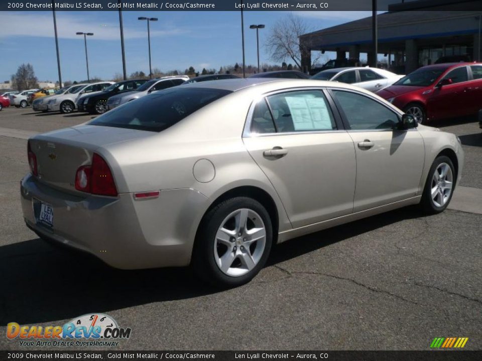 2009 Chevrolet Malibu LS Sedan Gold Mist Metallic / Cocoa/Cashmere Photo #6