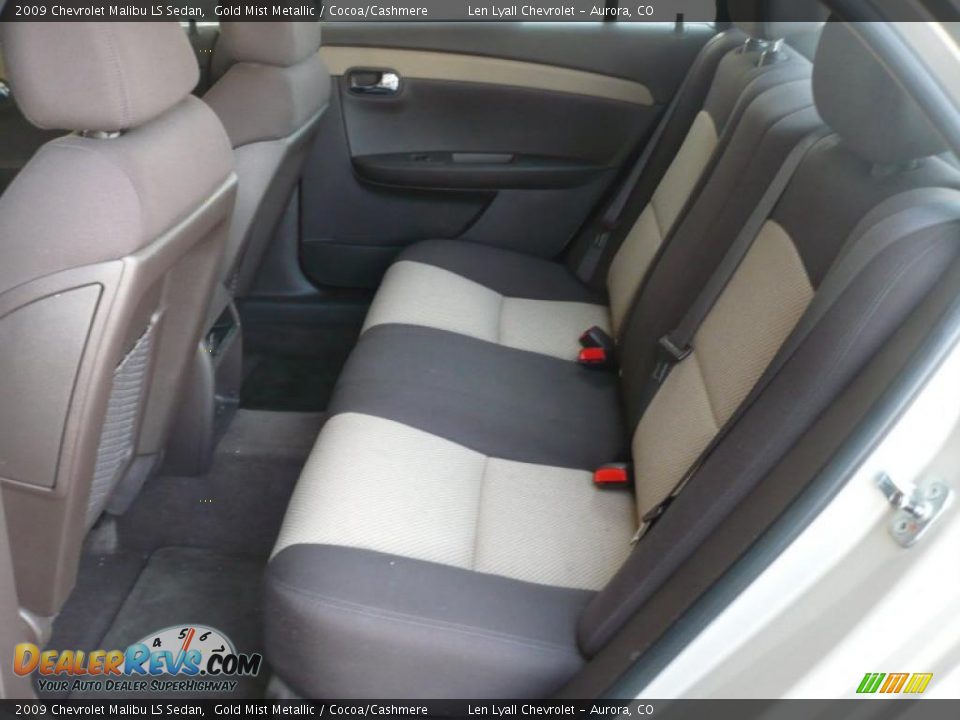 2009 Chevrolet Malibu LS Sedan Gold Mist Metallic / Cocoa/Cashmere Photo #10