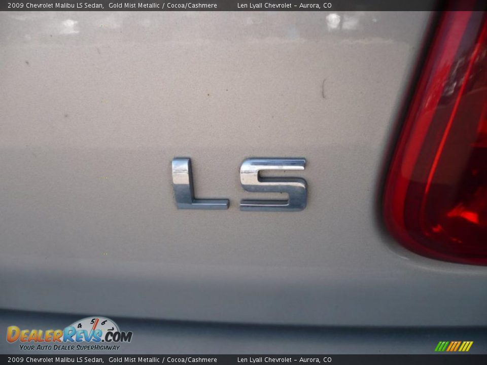 2009 Chevrolet Malibu LS Sedan Gold Mist Metallic / Cocoa/Cashmere Photo #13