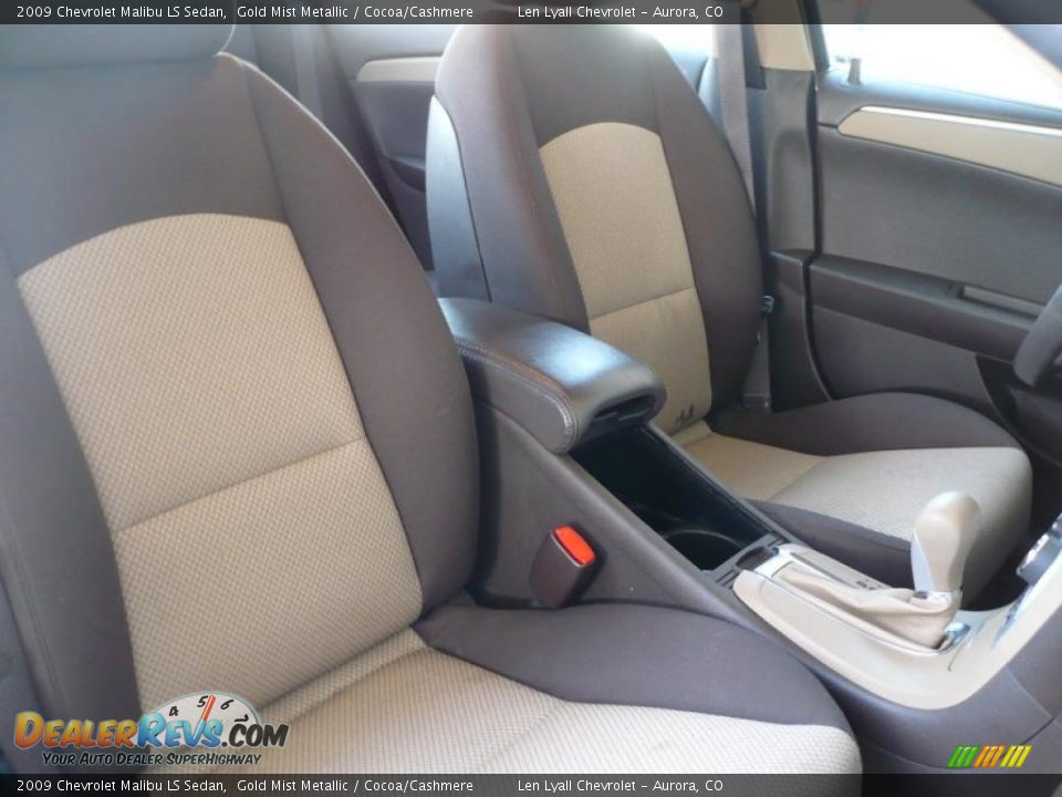 2009 Chevrolet Malibu LS Sedan Gold Mist Metallic / Cocoa/Cashmere Photo #14