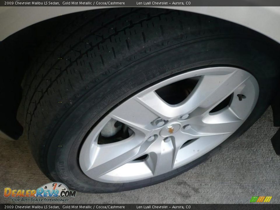 2009 Chevrolet Malibu LS Sedan Gold Mist Metallic / Cocoa/Cashmere Photo #20
