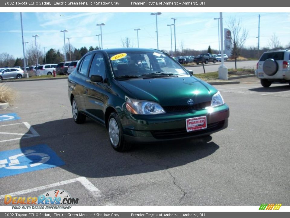 2002 Toyota ECHO Sedan Electric Green Metallic / Shadow Gray Photo #3