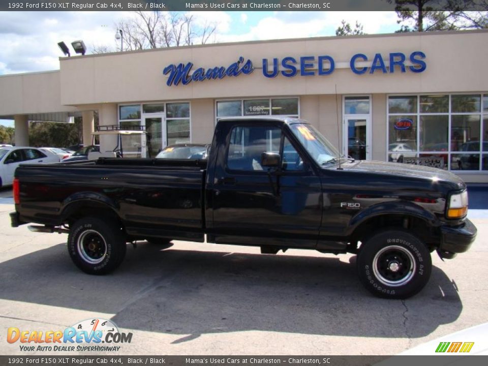 1992 Ford F150 XLT Regular Cab 4x4 Black / Black Photo #1