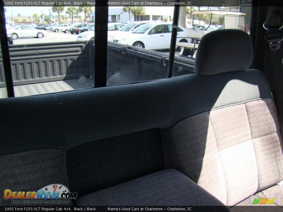 1992 Ford F150 XLT Regular Cab 4x4 Black / Black Photo #15