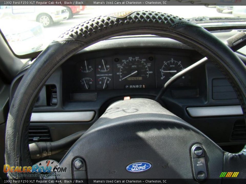 1992 Ford F150 XLT Regular Cab 4x4 Black / Black Photo #21