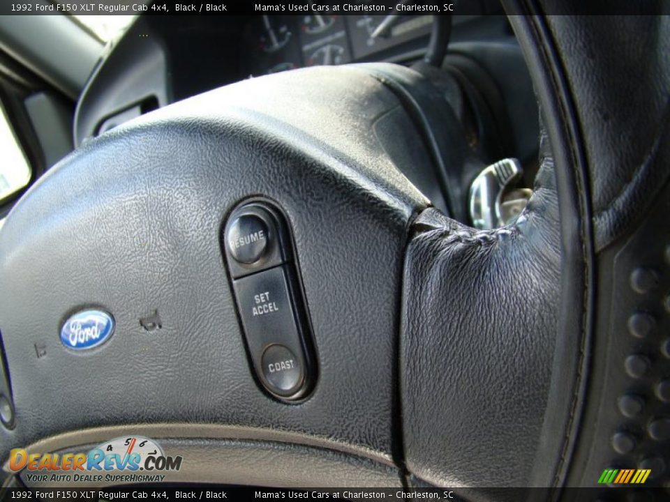 1992 Ford F150 XLT Regular Cab 4x4 Black / Black Photo #23