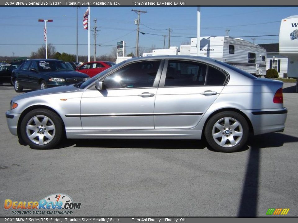 2004 BMW 3 Series 325i Sedan Titanium Silver Metallic / Black Photo #3