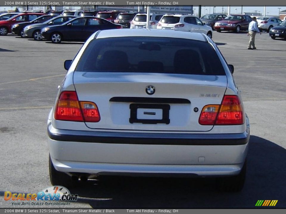 2004 BMW 3 Series 325i Sedan Titanium Silver Metallic / Black Photo #5