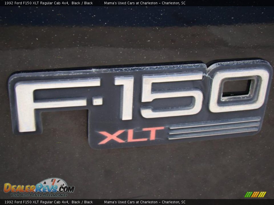 1992 Ford F150 XLT Regular Cab 4x4 Black / Black Photo #36