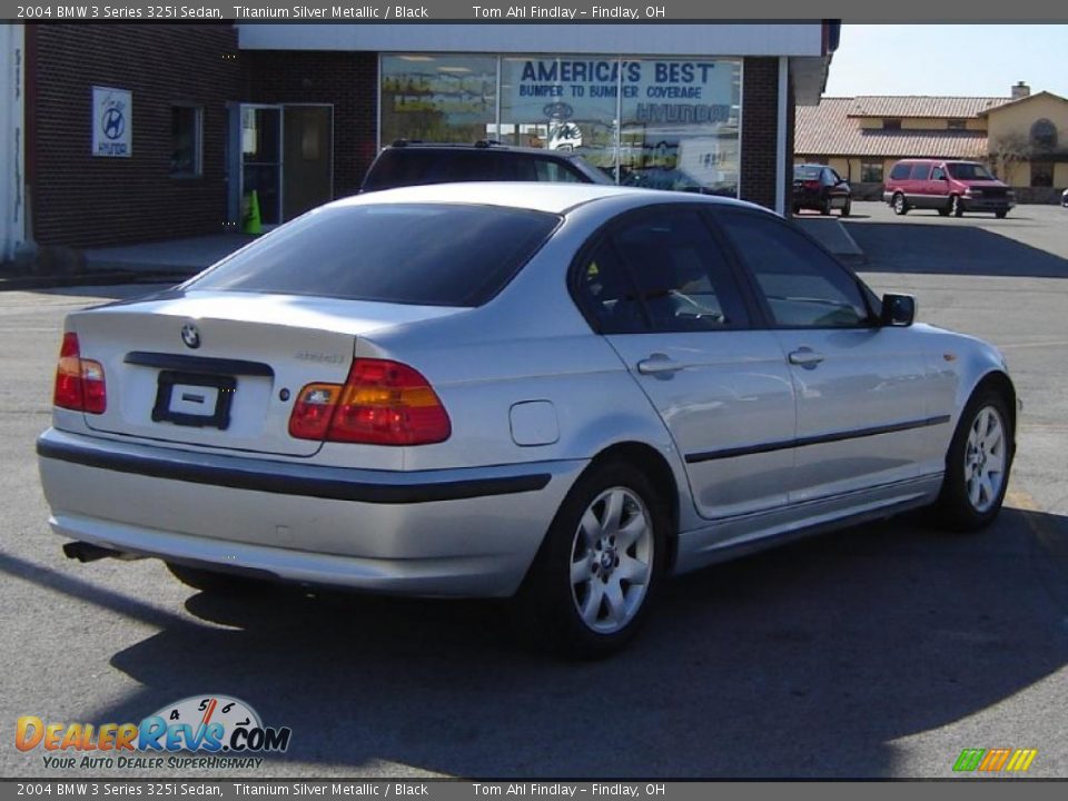 2004 BMW 3 Series 325i Sedan Titanium Silver Metallic / Black Photo #6