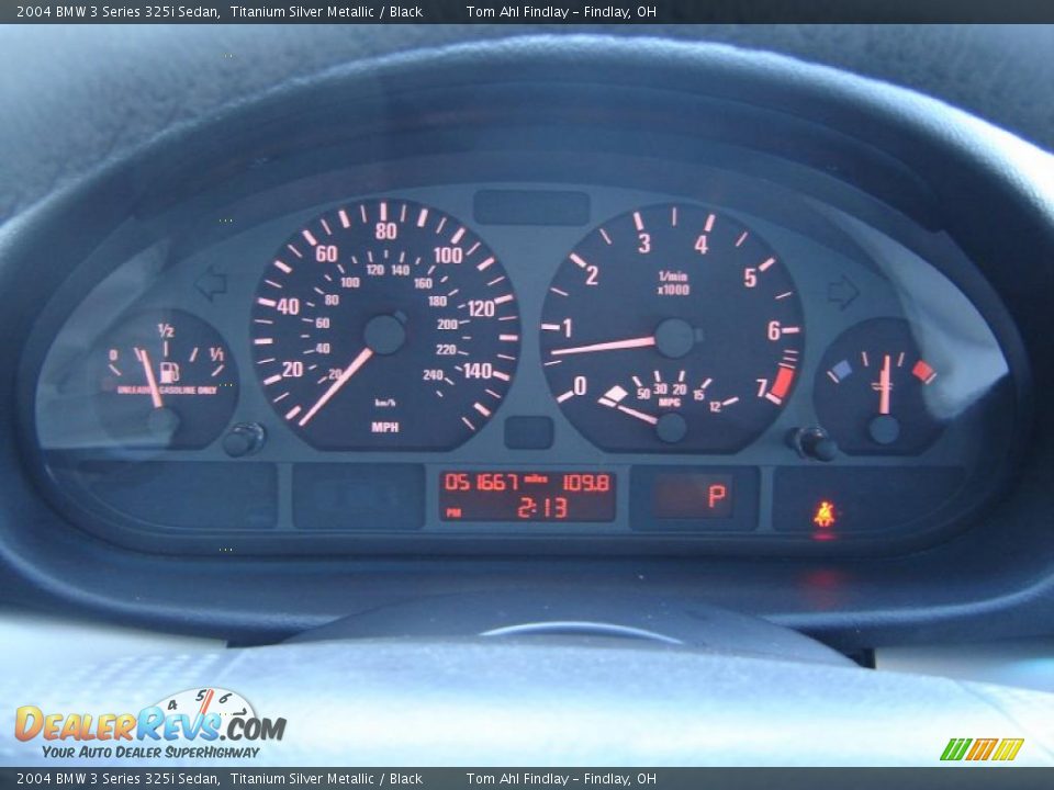 2004 BMW 3 Series 325i Sedan Titanium Silver Metallic / Black Photo #15