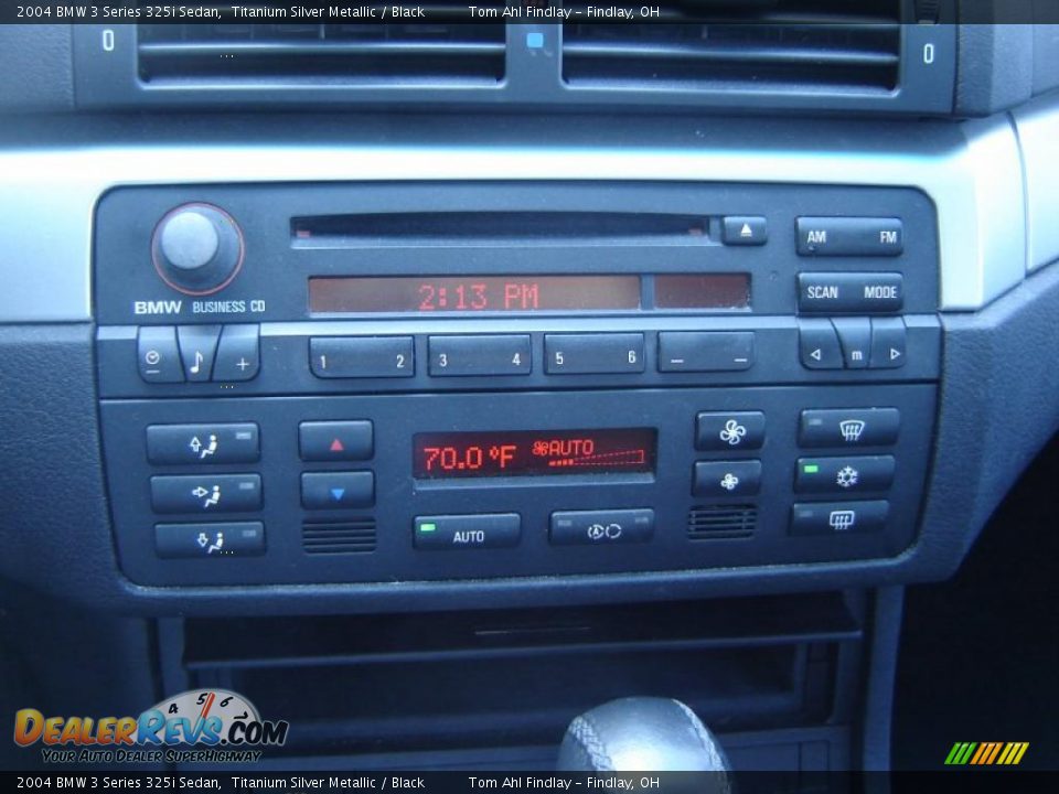 2004 BMW 3 Series 325i Sedan Titanium Silver Metallic / Black Photo #18