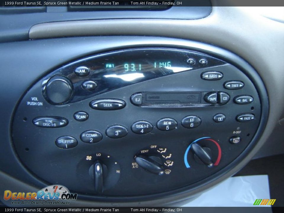 1999 Ford Taurus SE Spruce Green Metallic / Medium Prairie Tan Photo #18