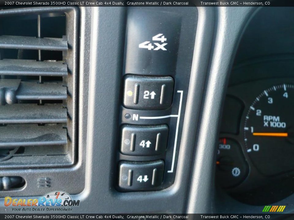 2007 Chevrolet Silverado 3500HD Classic LT Crew Cab 4x4 Dually Graystone Metallic / Dark Charcoal Photo #16