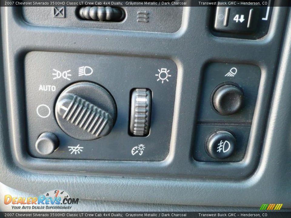 2007 Chevrolet Silverado 3500HD Classic LT Crew Cab 4x4 Dually Graystone Metallic / Dark Charcoal Photo #17