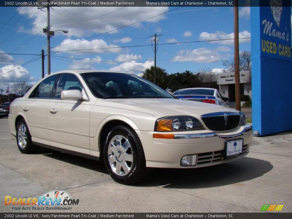 2002 Lincoln LS V6 Ivory Parchment Pearl Tri-Coat / Medium Parchment Photo #4