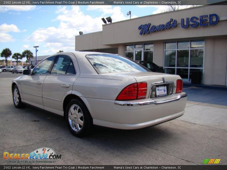 2002 Lincoln LS V6 Ivory Parchment Pearl Tri-Coat / Medium Parchment Photo #8