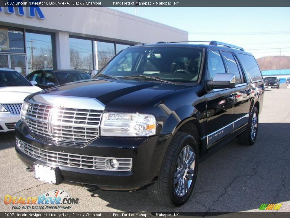 2007 Lincoln Navigator L Luxury 4x4 Black / Charcoal Photo #1